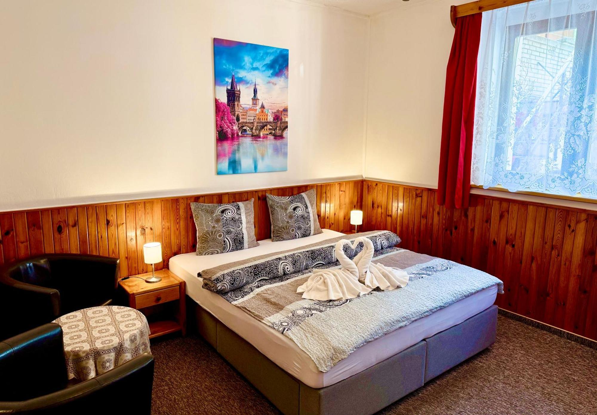Chaloupka 3* Praha